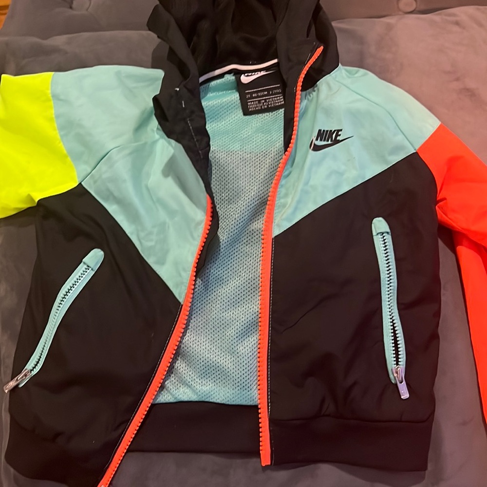 Nike Windbreaker size 2T
